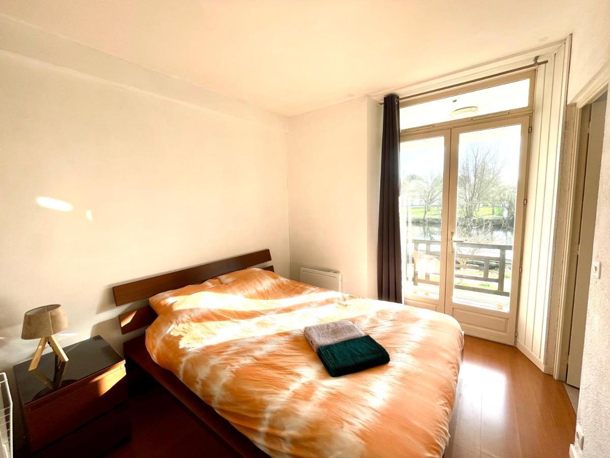 T3-Balcon Plein Sud-Acces Direct Au Bord Du Loing Apartment Moret-sur-Loing Luaran gambar